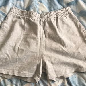 Grey rosa sweatshorts